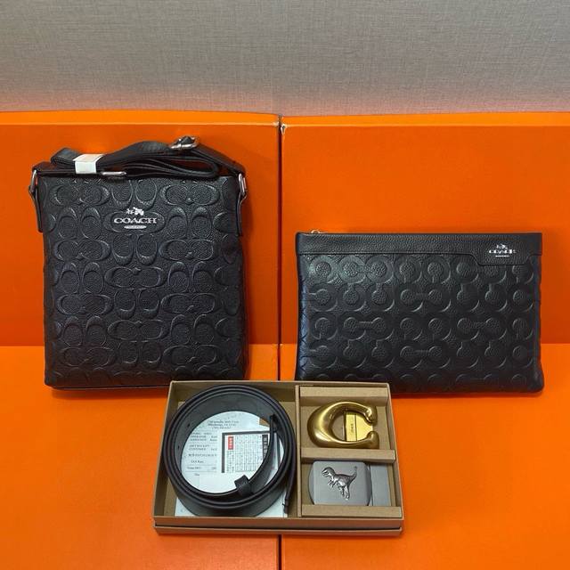蔻驰Coach 头层皮质组合礼盒包装腰带俩款包包超级组合 公文包包是很实用的选择。手提包日常是非常适合的。 双扣皮带：头层皮质带身搭配3.8Cm广州原版扣 尺寸