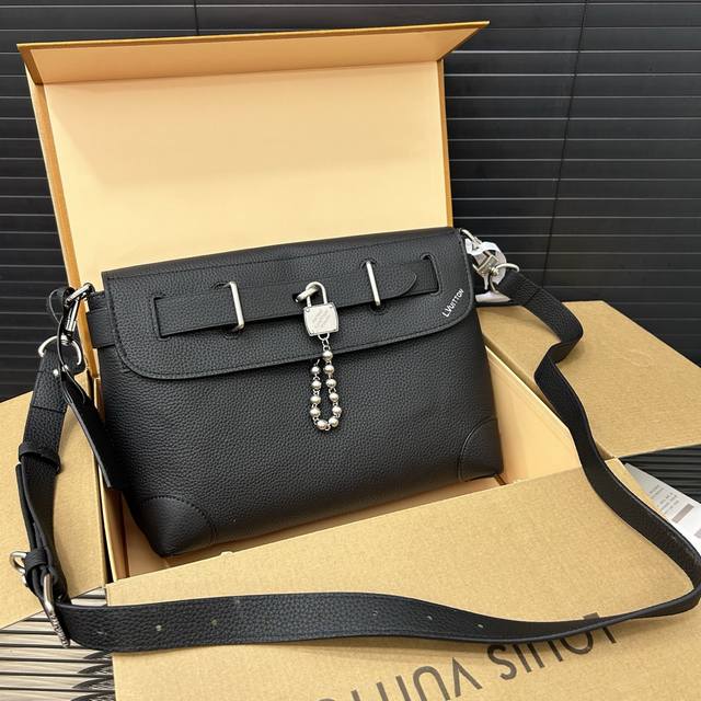 Louisvuitton 路易威登 Lv Steamer Colorado 涂层帆布 小盒子单肩斜挎包 邮差包 实物拍摄 高端品质 配送防尘袋 20 X 30
