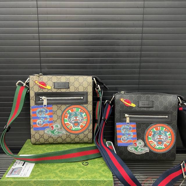 Gucci 古奇 Night Courrier Gg刺绣老虎斜挎包 单肩包 实物拍摄 原厂原版面料 配送礼盒 21 X 24 Cm。