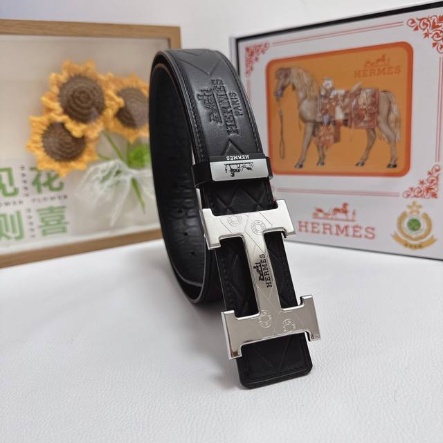 品名：爱马仕.HermèS 原单 材质：原单牛皮腰带 百分百头层牛皮腰带保证真皮，24K纯钢扣，专柜原单品质、做工精细，时尚大牌，送人自用首选 包装： 请认准如