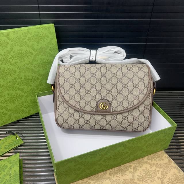 Gucci 古奇 Gg Ophidia 邮差包 翻盖单肩包 经典百搭 实物拍摄 原厂原版面料 配送防尘袋礼盒 26 X 20 Cm。