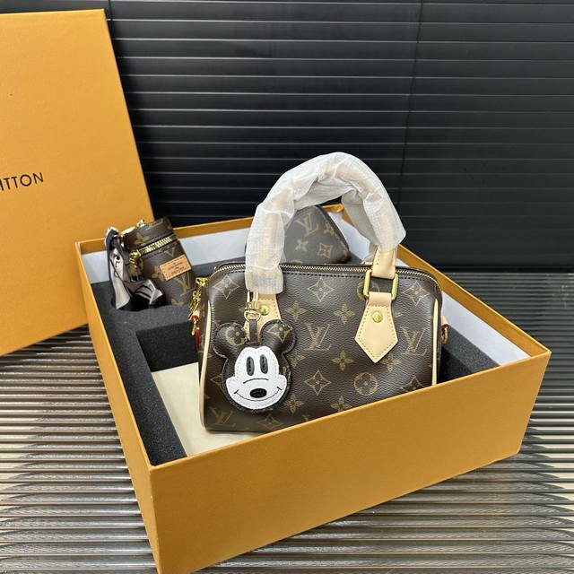 Louisvuitton 路易威登 三件套套盒 精品百搭款 送礼必备 高品质 配送礼盒