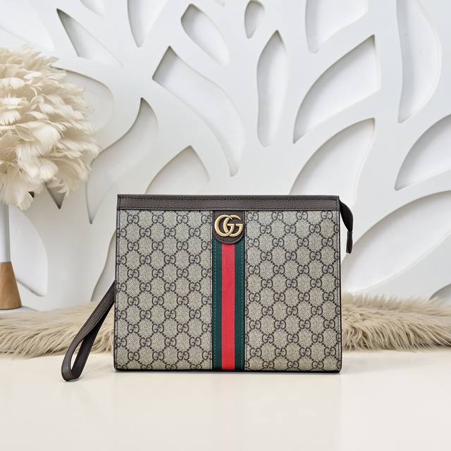 Gucci-古奇最新款男士手包采用进口小牛皮 皮质柔软 手感超赞 做工精致 高贵五金 细节完美 时尚休闲百搭 质量与质感都能衬托出你独特的品味尺寸：29.19.