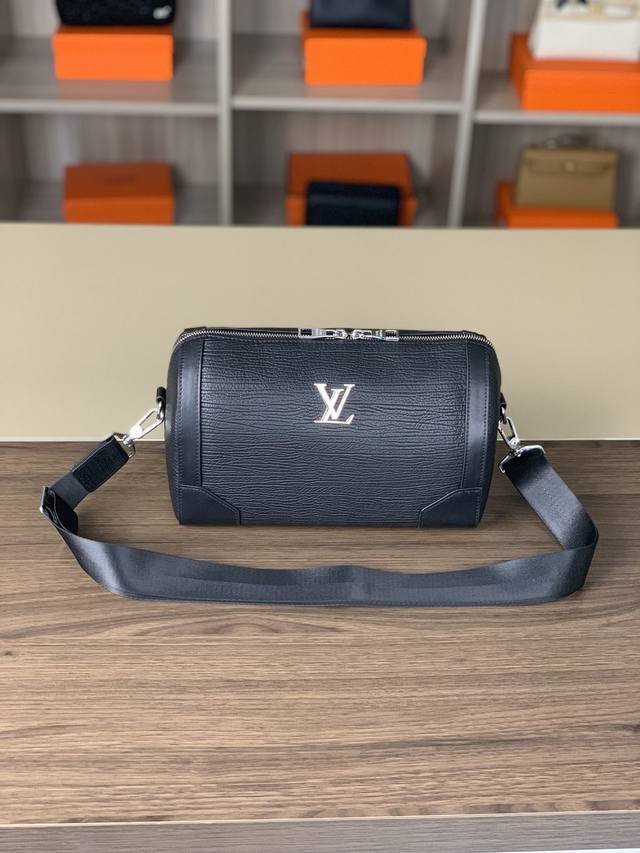 顶级专柜老鼠狠货 最新火爆款Lv单肩斜挎包实用款大量出货啦,叫嚣专柜货顶级原单货纸上谈兵吹牛皮的咱不会,请让狠货说话。款式可以复制抄袭,材料做工骗不了懂的人。里 顶级专柜老鼠狠货 最新火爆款Lv单肩斜挎包实用款大量出货啦,叫嚣专柜货顶级原单货纸上谈兵吹牛皮的咱不会,请让狠货说话。款式可以复制抄袭,材料做工骗不了懂的人。里