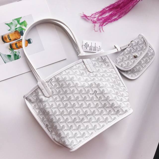 Goyar 戈雅Mini购物袋，狗牙包，超级无敌网红包包，休闲时尚，百搭款，容量大，原版皮，原版五金，尺寸20*10*19.5