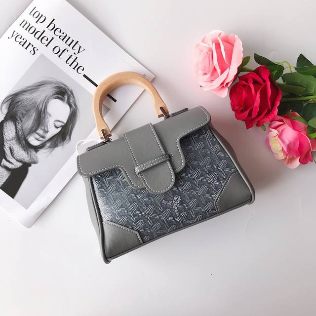 G0Yard 戈雅 Goyard Mini Saigon 西贡包 象征着爱情、优雅、与精致的Saigon包！低调做工又完美、这款包优雅复古又不失风情让人很难拒绝