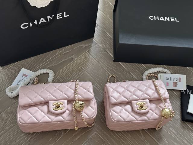 配盒 升级版 大小同价 Size：20Cm 17Cm 升级版出货 小香家 金球Cf17 黑色 手感软软糯 太太太美了好精致！