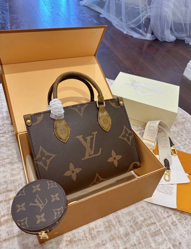 顶级芯片版 折叠礼盒官网飞机盒 Size：25Cm 质量超好懂货来 整个包都是牛皮 品质 Onthego手袋 搜索 L家 Onthego购物袋