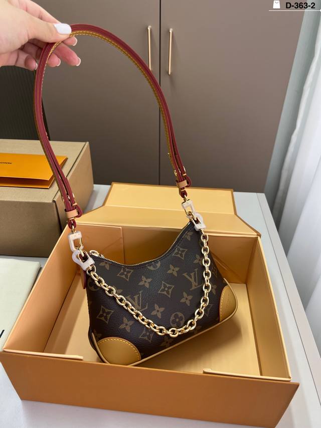 小 芯片版本 Lv 牛角包 Vintage 经典单肩包 单肩斜挎都无敌好看百搭! D-363-2尺寸18×11折叠盒 小 芯片版本 Lv 牛角包 Vintage 经典单肩包 单肩斜挎都无敌好看百搭! D-363-2尺寸18×11折叠盒
