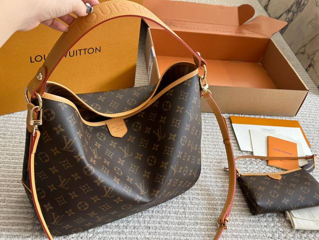 黄皮 配零钱包 L家官网同步上市，印花购物袋，万年不过时 专用Lv面料原单五金 原版开模定制 专柜女包 手感超软 超舒服 全部五金都带Logo 时尚百搭，网红街