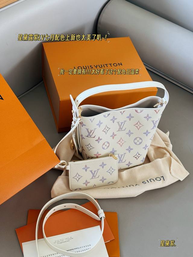 配盒 Size：18*16Cm All In Bb重磅来袭新色 这谁看了不迷糊呀 Allinbb夏日新色好清凉 新颜色好好看清爽的配色好适合夏天 多幅面孔L家