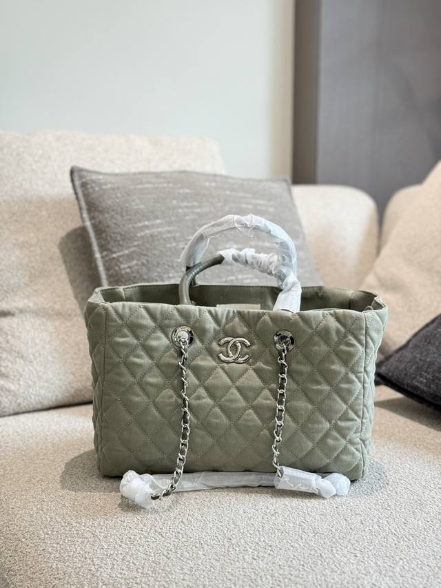 Chanel帆布绿色购物袋30×20无盒