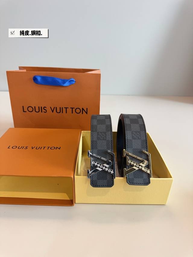 精美礼盒包装 送男友 送父亲 送给自己 首选 实在太高级啦 高版本皮带腰带[ 牛皮皮带～热门款 皮带里面最火的版本啦～质量很好 全套包装！五金绝对不褪色 皮带头
