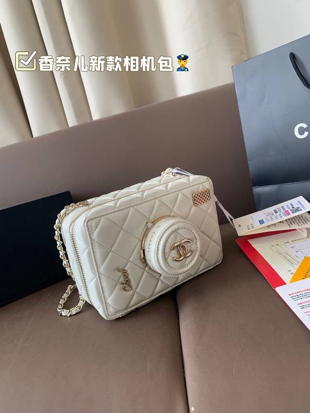 配折叠盒 Size：19*13 香奈儿新款相机包 本季最佳的单品 最值得入的 必须要有的款啊啊