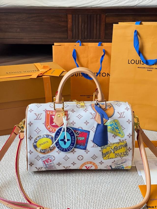 Lv Fight Mode Lv Speedy枕头包 Lv Speedy 30Cm 枕头包 无论版型 内里和专柜毫无差别 真正原版复刻 内里可拆卸 火遍全球的爆