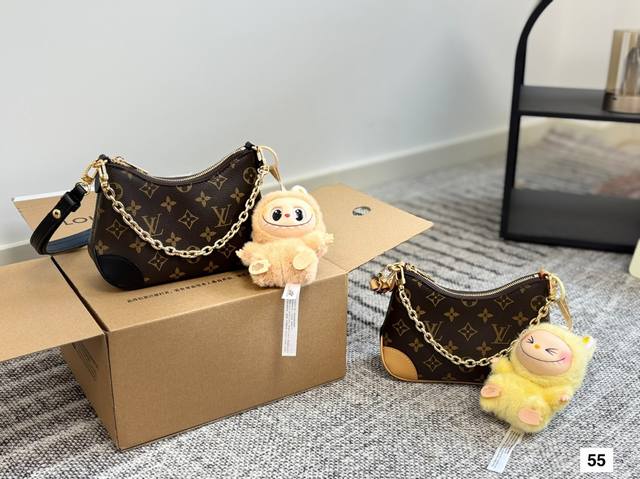迷你 配挂件 Lv新包包可爱版小牛角 小小的一只真的很可爱 迷你 配挂件 Lv新包包可爱版小牛角 小小的一只真的很可爱