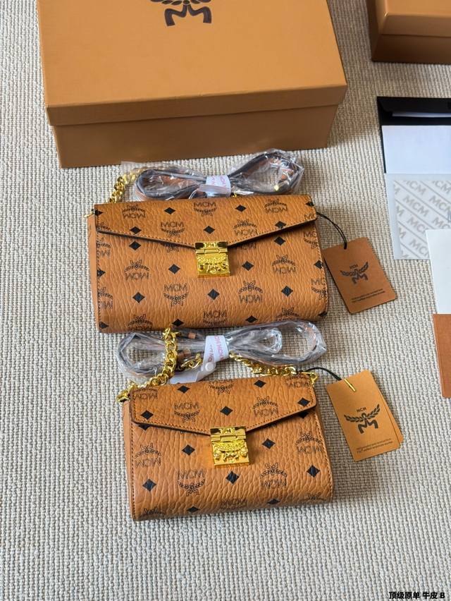 顶级原单 牛皮 全钢 Mcm 新款 链条信封包 Patricia斜挎包 单肩包 ，折叠翻盖钱包，采用涂层帆布制成，风琴式隔层，内部零钱袋 ，现金夹层及多个卡槽，