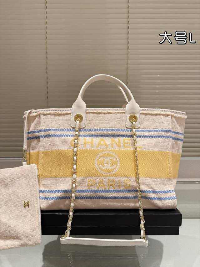 原单 尺寸：38*30Cm 大 Chanel 25C早春度假系列 马赛与海 安排！安排！ 今年出的这个沙滩包可太好看了 让人已经迫不及待开始期待了！