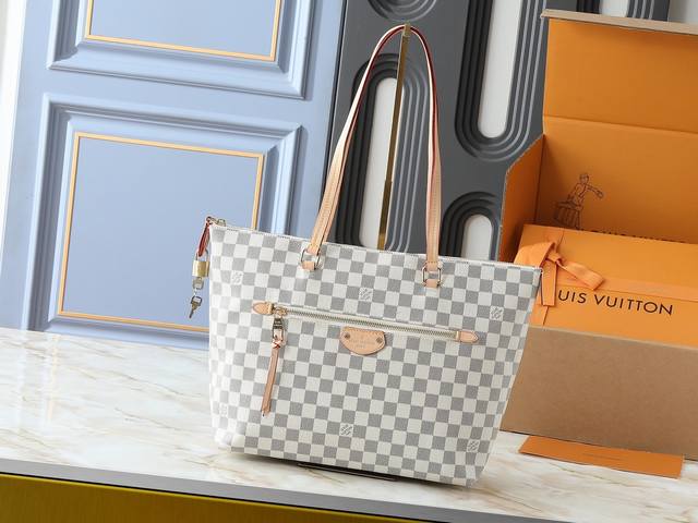 大 ，小 升级原版Iena Mm手袋41013咖啡 40040白格 42267老花 42268 休闲时尚的缩影 女性的完美的日常伴侣 完美的功能和独特的优雅 一