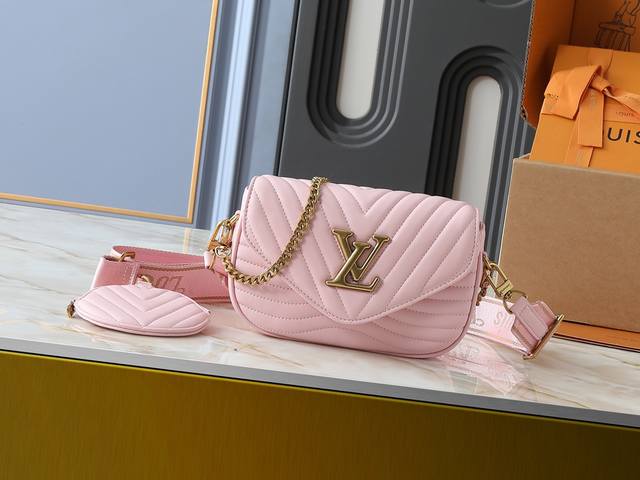 升级原版M53936 M56461 M56466 M56471 M56468 本款Multi Pochette New Wave手袋绗的滑柔由缝小牛而筑构皮成，