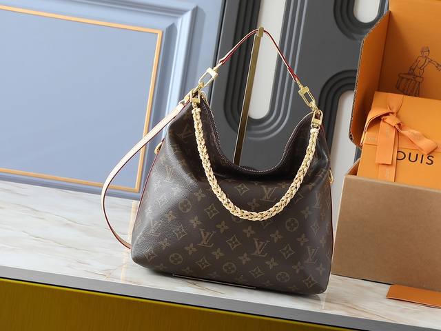 升级原版 M46213 最新走秀款尺寸: 26 X 28 X 9.5 长X高X款