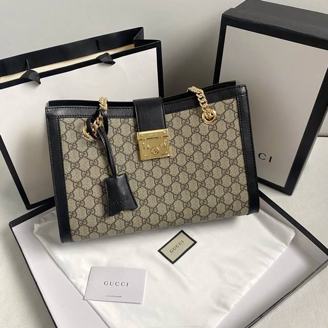 升级版实拍# 款号：479197大号 尺寸：35X23X14Cm Gucci Padlock系列锁扣双肩带肩背包. 以大方舒适容纳性好为特点，上班族可容纳文件A