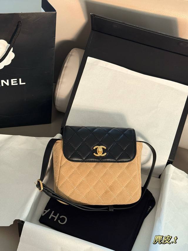 配盒 Size：20*16Cm 竖版 20*12Cm 横版 25A一眼心动的包包好Vintage Cococrush 带不腻