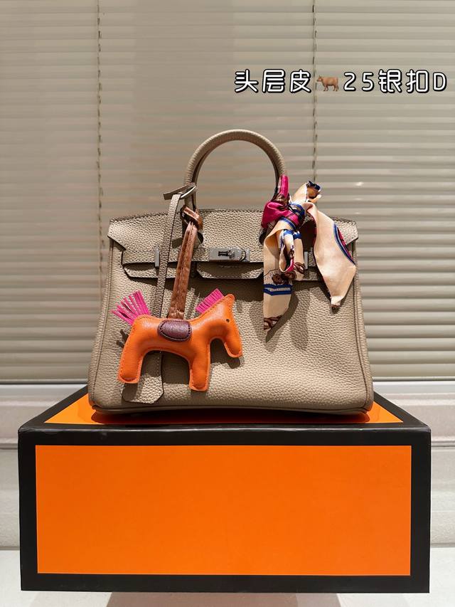 顶级原单 配盒 原版牛皮 细节完美 爱马仕 经典款 Size：25Cm 背铂金包的季节来啦 Bk原版品质 头层牛皮 手感！质感！