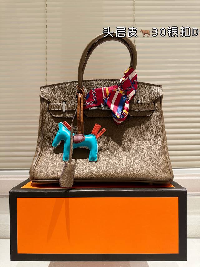 顶级原单 配盒 原版牛皮 细节完美 爱马仕 经典款 Size：30Cm 背铂金包的季节来啦 Bk原版品质 头层牛皮 手感！质感！