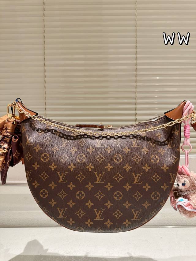 升级版 配挂件 尺寸35.28 配盒 Lv大月亮包 优雅流畅 气场十足 时髦又精致 颜值天花板