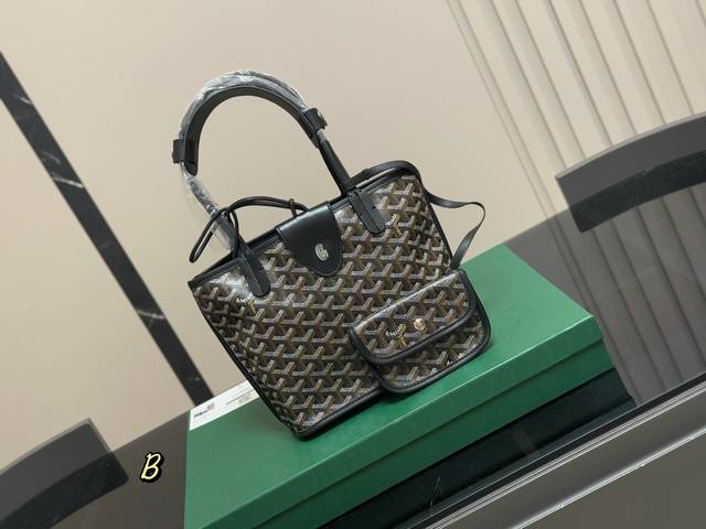 配盒 Size：20*19Cm 戈雅购物袋 属于这个季节的双面购物袋 完美1:1定制 从头到尾全部都是客订哦！ 另外收到的宝宝就会知道手腕带是立起来的[微笑][