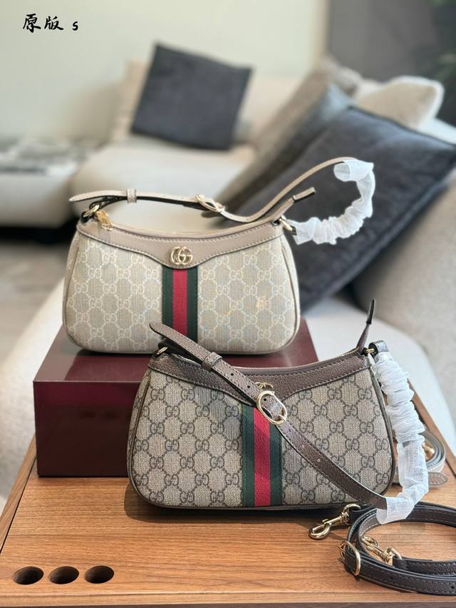 新入的#Gucci Ophidia 2.0也太绝了吧 包包亮点速递: 经典复刻升级，自带辨识度的老花+红绿织带，复古味儿拉满 皮质长短双细肩带，精致舒适可切换多