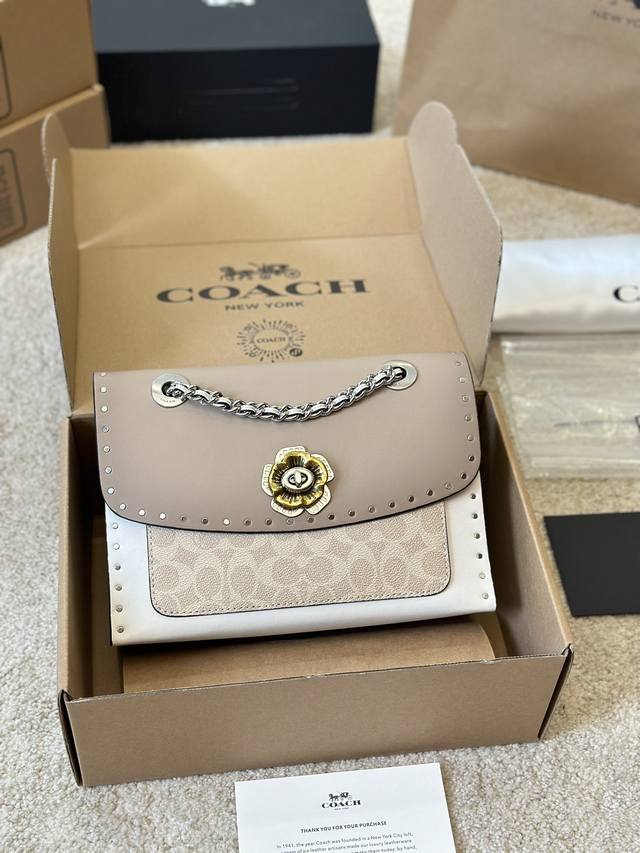 复刻版 牛皮 Coach 蔻驰* Parker 山茶花新款 -百搭神器 原单面料 皮质超级柔软 手感超好 小包包大容量 颜色刚刚好 精致的感觉 专柜尺寸 26