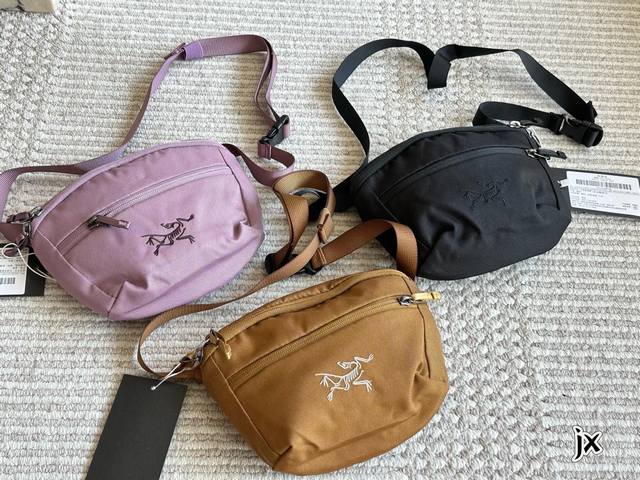 Arc'teryx Mantis1 Waist 始祖鸟户外单肩包 可做腰包也可单肩斜挎 大小尺寸刚刚好 背面隐蔽无拉链口袋可存放手机内部空间容量可观 两个夹层设