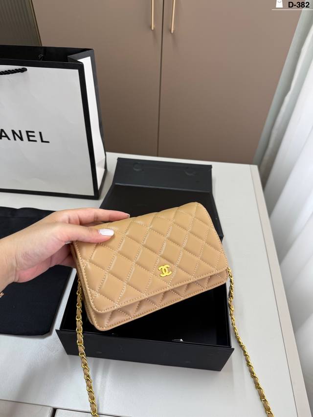 Chanel香奈儿发财包