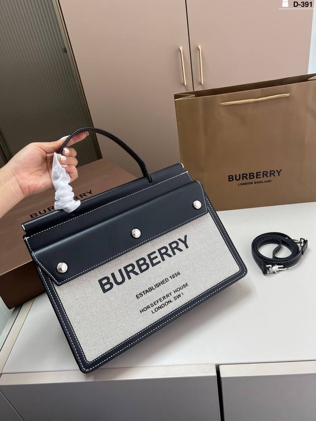Burberry巴宝莉公文包 Burberry真的太适合通勤啦单肩、手提D-391尺寸30×23配盒