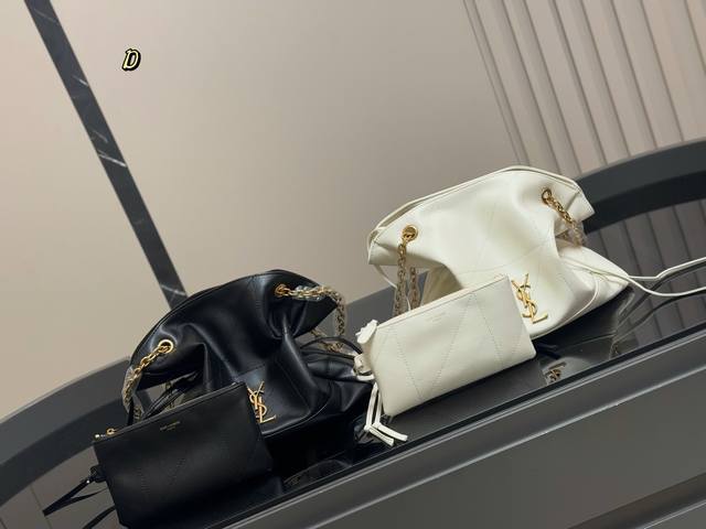 Size：29.27Cm 圣罗兰太好搭配了呜呜呜 Ysl Bag 更酷哦！ 面料很耐造 高级感拉满 搜索 垃圾袋