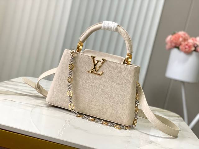 出厂价P 特级精品动态芯片M12938 M48865奶白圆花环扣款本款Capucines 手袋取材柔韧Taurillon 牛皮革 以珠宝风格双镀链条和 Mono