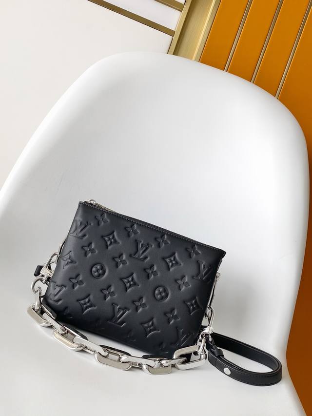 动态 163 M23078黑色M58968黑色 老版本M21259黑色 M20770白色顶级原单本款 Coussin Bb 手袋为蓬松羊皮革压印 Monogra