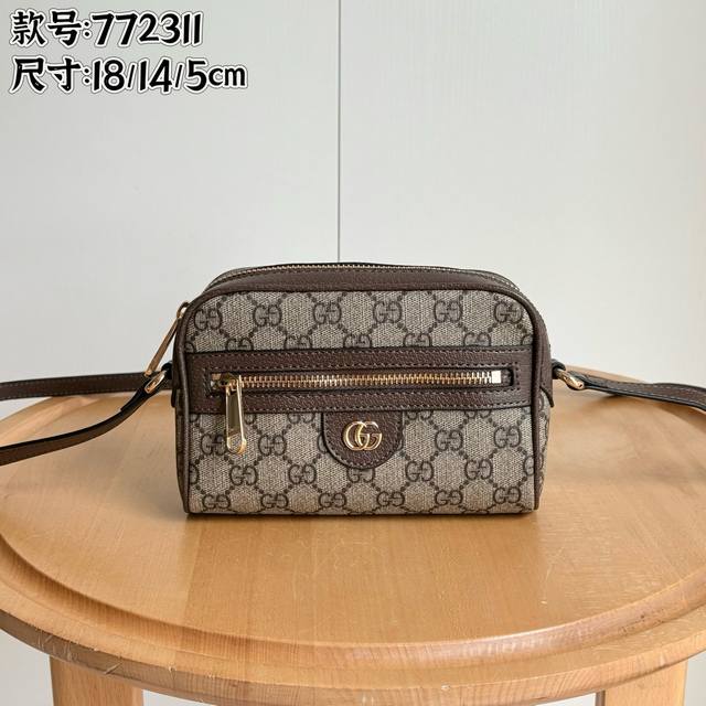 实拍# 款号：772311尺寸：宽18X高14×深5Cm现货出货！