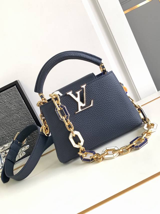 特级原厂 M24683 蓝色 动态芯片版 皮料是意大利A级皮料是在于品质、五金、面料、手工、油边、A级出品 尺寸:21X14X8Cm