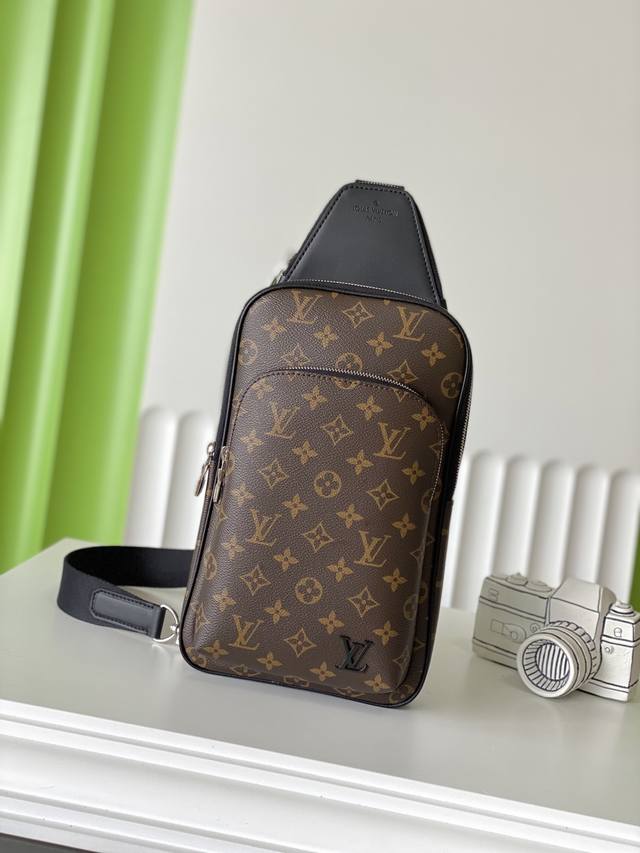 厂价 。 最高版本原厂皮顶级原单配专柜全套包装 顶级原单实物实拍 M46327 尺寸: 20×31×7Cmauenue Nm 老花单肩胸包 厂价 。 最高版本原厂皮顶级原单配专柜全套包装 顶级原单实物实拍 M46327 尺寸: 20×31×7Cmauenue Nm 老花单肩胸包