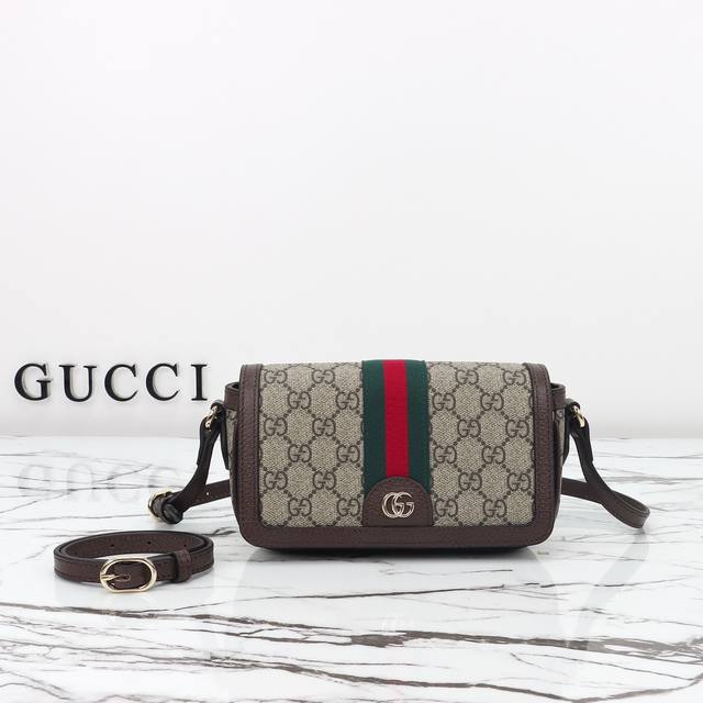 专柜品质，原厂皮，款号838471杏啡尺寸：宽19.5X高11X侧宽6。现货出货！