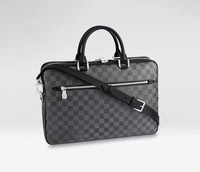 顶级原单 N50200 黑格 公文包系列 Porte Documents公文包 这款Porte Documents公文包采用Taiga皮革制作 精致实用 公文包