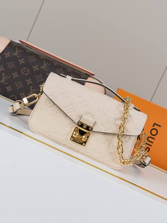 动态163C01芯片 M22942 奶白 顶级原单 独家背景实拍 本款 Pochette MéTis East West 手袋取材 Monogram Empre