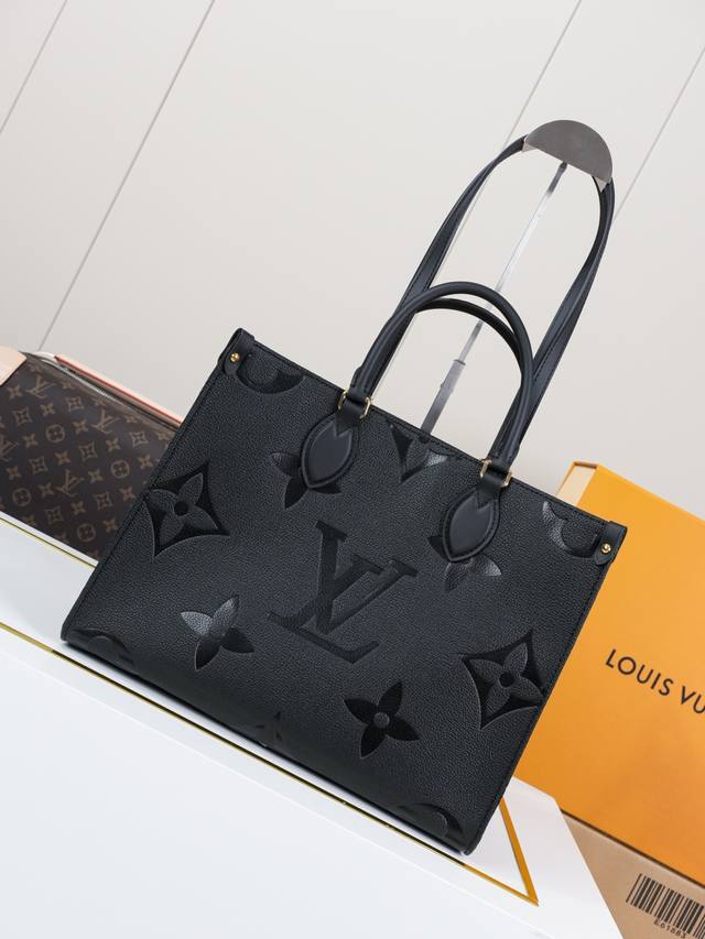 动态163C01芯片 M45595黑压35 顶级原单 独家背景实拍 春季，Onthego 中号 Tote 包选取压印 Giant Monogram 图案的 Mo