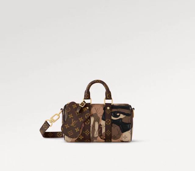 M46678眼睛 M46701白花 独家原单 本款 Keepall BandoulièRe 25 手袋出自 Lv Portrait 系列，融合皮革贴饰和看似随意
