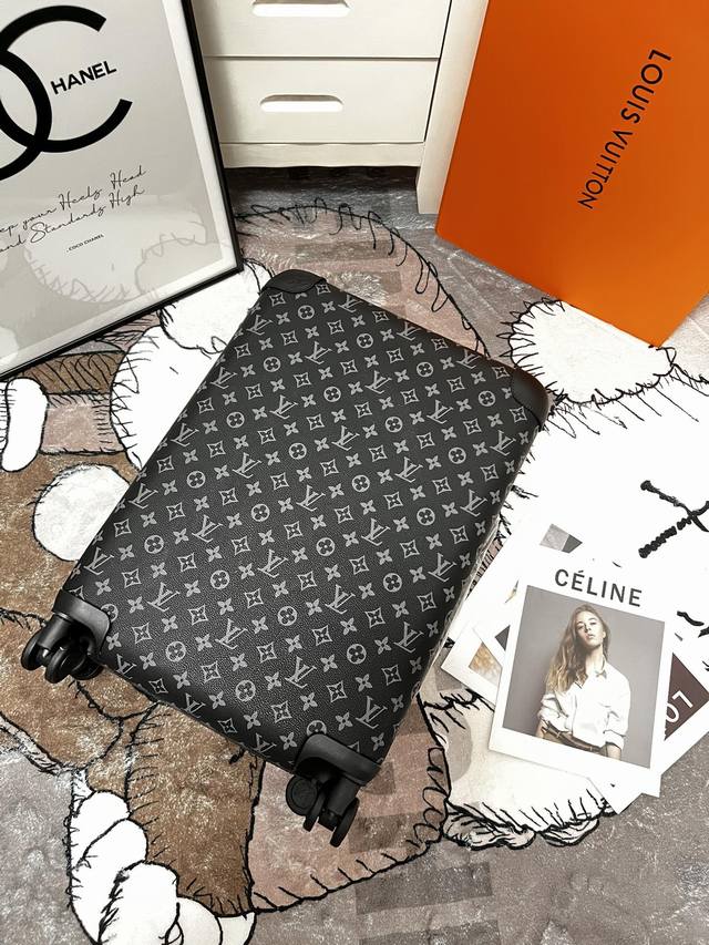 高品质 对版 全新尺寸55*21*38黑花现货