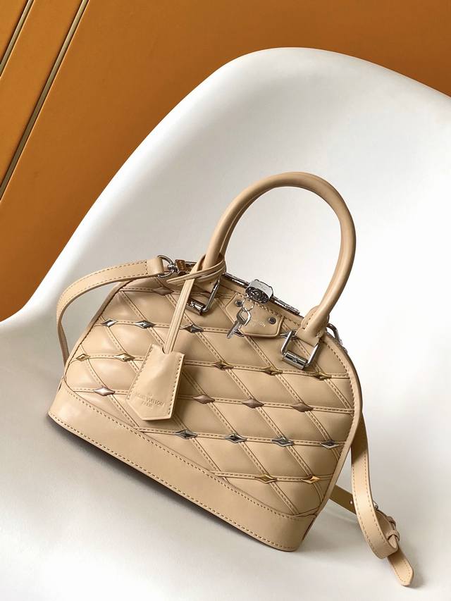 M24153黄色M23666蓝色 M23665黑色 M23761米白 M24453 粉色 M83019黑色 M24153裸粉 M23576 顶级原单Nicola