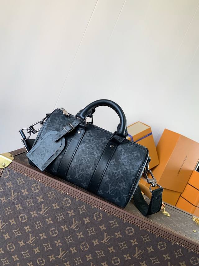 顶级原单 变码芯片 M46271黑花 枕头包 本款 Keepall 25 手袋取材 Monogram Eclipse Reverse 帆布，展现路易威登经典图案